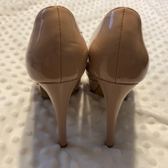 GUC Nude Platform Heels - Picture 3 of 6